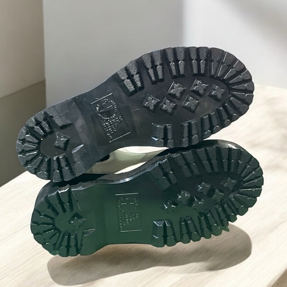 Dr. Martens White Air Wair with Soles Bouncing White Leather Boots Size 5W/4M. - Picture 6 of 8